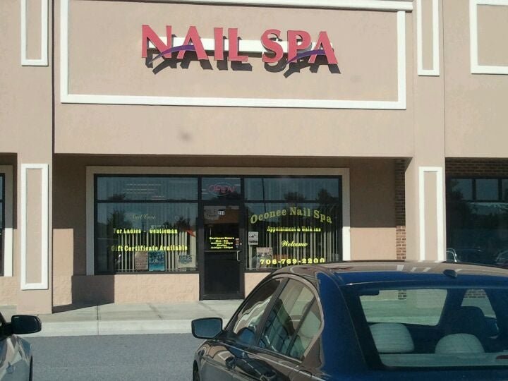 Nail Salon 30606 of Athens, GA, LV Nails 2