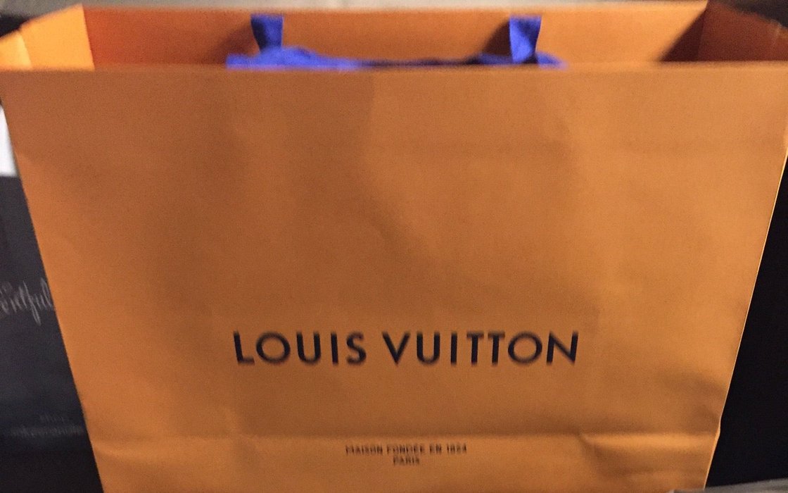 Louis Vuitton Farmington Westfarms - Leather goods store